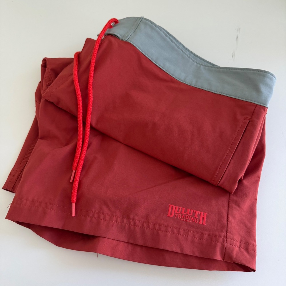 Duluth Trading Co Mens DuluthFlex Bull Moose 9" Board Shorts Red Swim 38 9 Inch